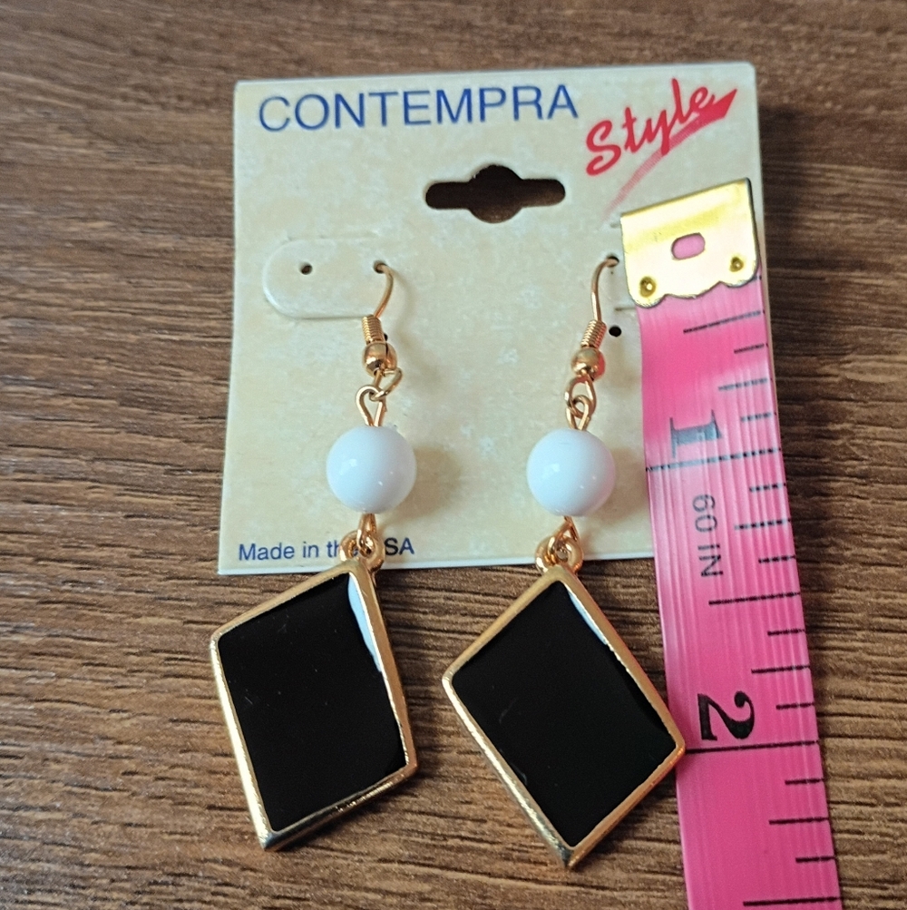 Vintage Contempra Style Black Gold Diamond Shape White Bead Mod Earrings - Picture 6 of 6